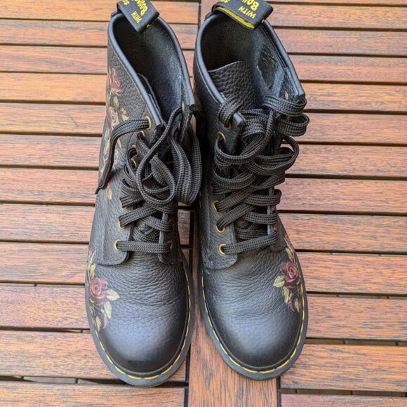 Like New Dr. Martens Boots 1460 Women's Decayed Roses US 7 - Picture 4 of 5